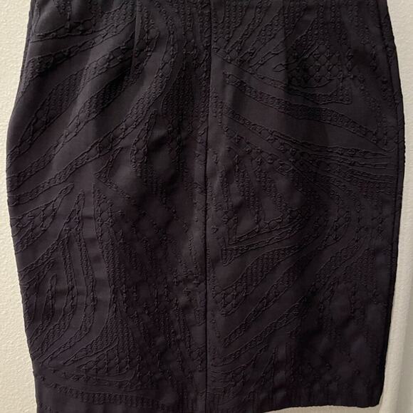 J Mclaughlin Valerie Skirt 4 Black Zebra Jacquard Knee Length Button Career - Picture 2 of 6